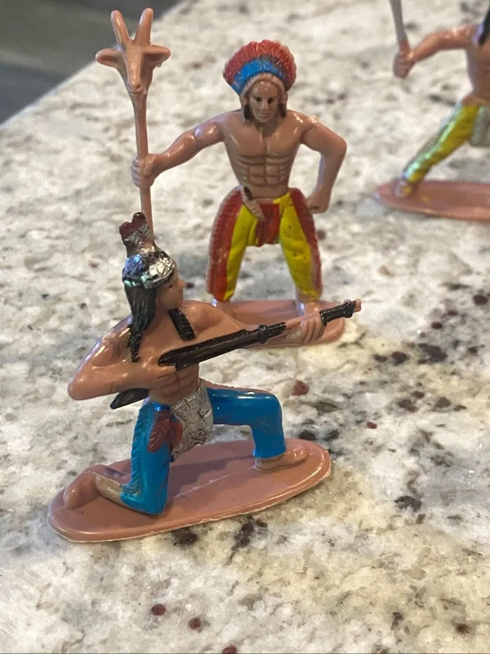 Plastic Native American Indian Warrior Toy Figures Lot of 8 Accessories